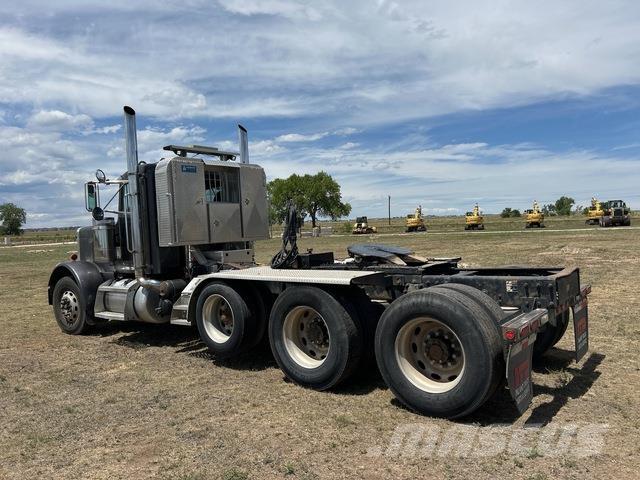 Peterbilt 379 Conventional Trucks / Tractor Trucks