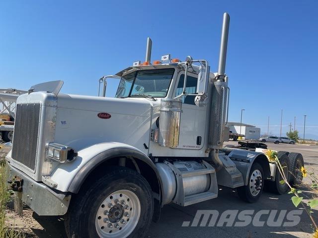 Peterbilt 379 Conventional Trucks / Tractor Trucks