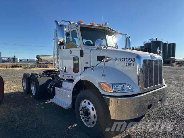 Peterbilt 382 Conventional Trucks / Tractor Trucks