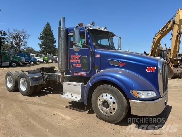 Peterbilt 386 Conventional Trucks / Tractor Trucks