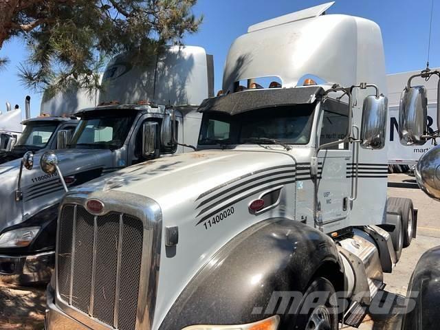 Peterbilt 386 Conventional Trucks / Tractor Trucks