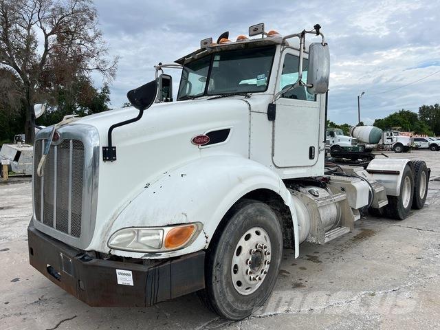 Peterbilt 386 Conventional Trucks / Tractor Trucks