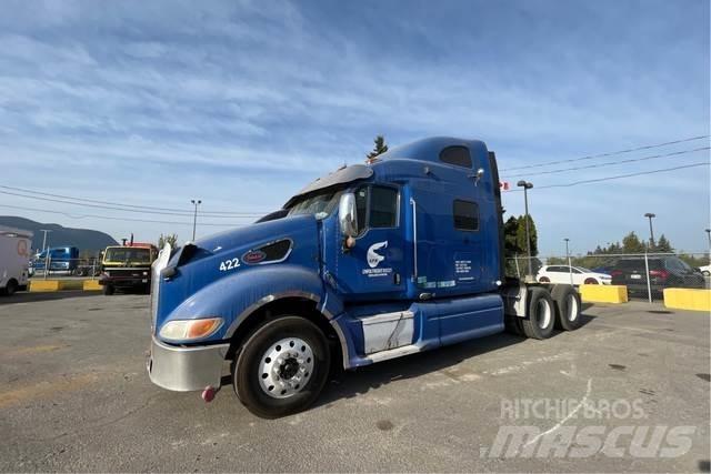 Peterbilt 387 Conventional Trucks / Tractor Trucks