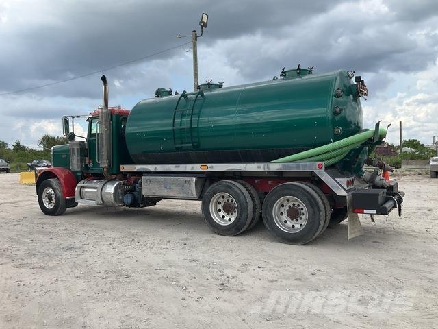Peterbilt 388 Vacuum Trucks