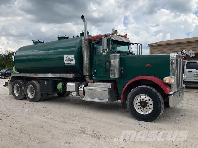 Peterbilt 388 Vacuum Trucks