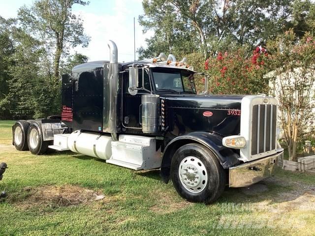 Peterbilt 389 Conventional Trucks / Tractor Trucks