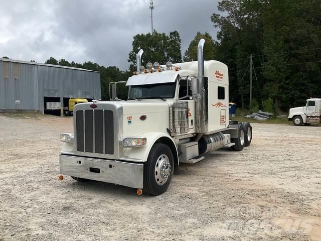 Peterbilt 389 Conventional Trucks / Tractor Trucks