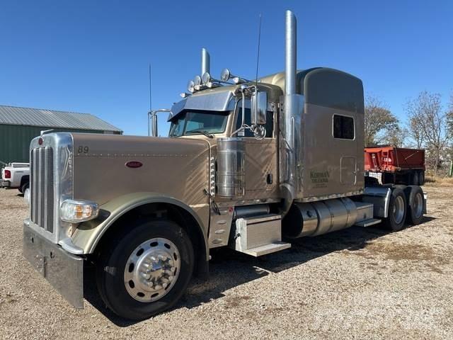 Peterbilt 389 Conventional Trucks / Tractor Trucks