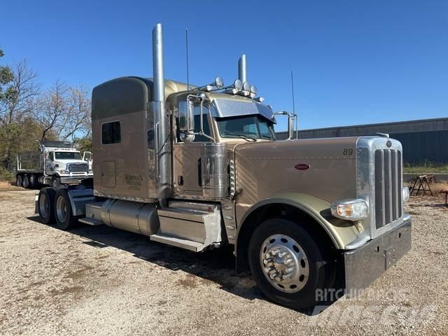 Peterbilt 389 Conventional Trucks / Tractor Trucks