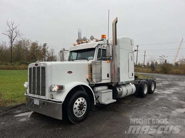 Peterbilt 389 Conventional Trucks / Tractor Trucks