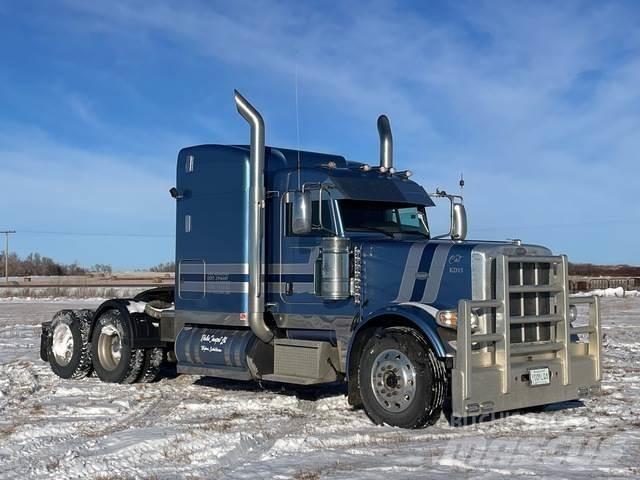 Peterbilt 389 Conventional Trucks / Tractor Trucks