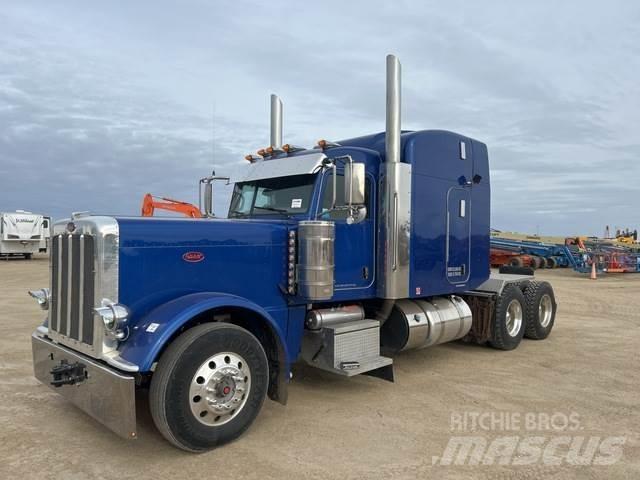 Peterbilt 389 Conventional Trucks / Tractor Trucks