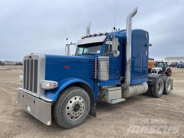 Peterbilt 389 Conventional Trucks / Tractor Trucks
