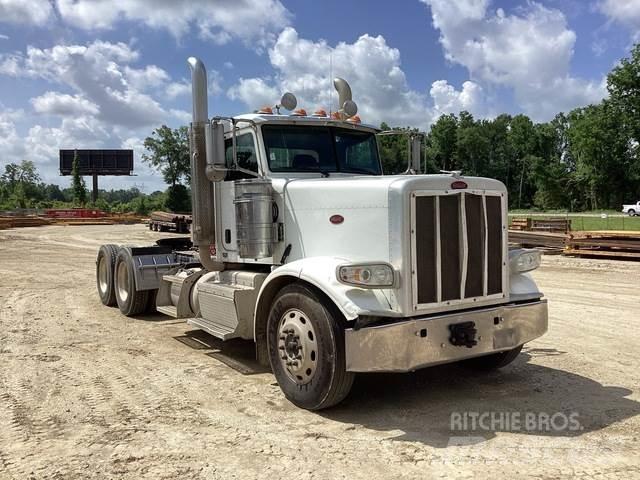 Peterbilt 389 Conventional Trucks / Tractor Trucks