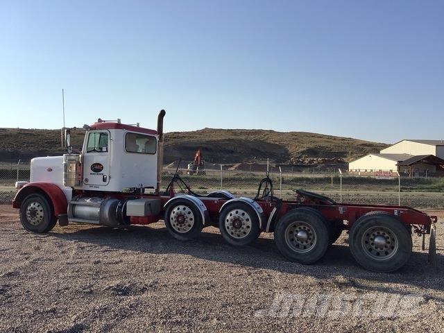 Peterbilt 389 Conventional Trucks / Tractor Trucks