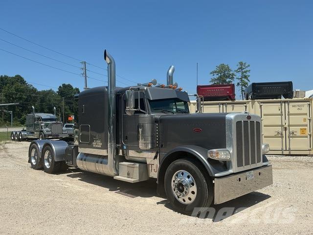 Peterbilt 389 Conventional Trucks / Tractor Trucks