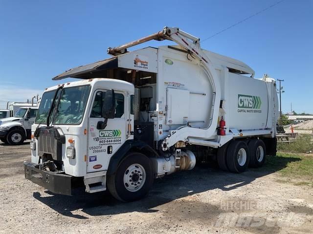 Peterbilt 520 Garbage Trucks / Recycling Trucks