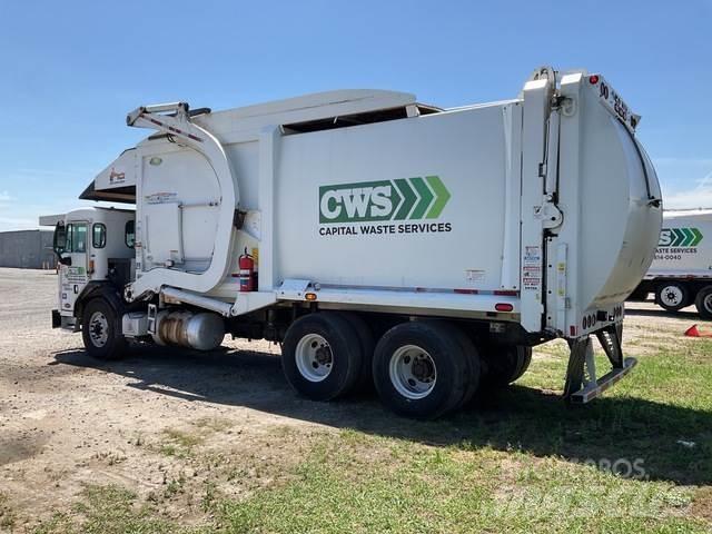 Peterbilt 520 Garbage Trucks / Recycling Trucks
