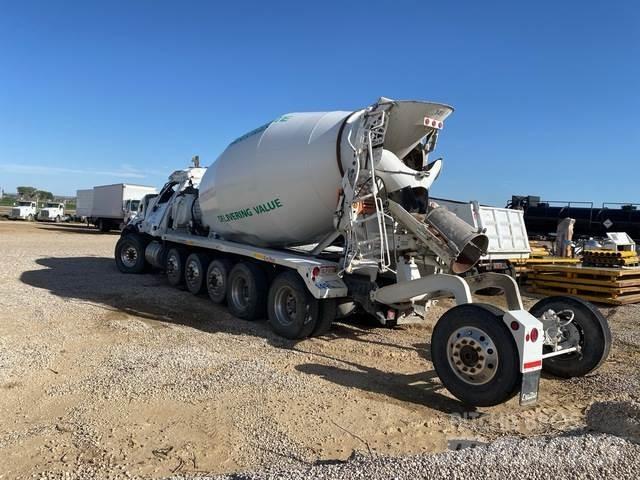 Peterbilt 567 Other Trucks