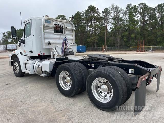 Peterbilt 567 Conventional Trucks / Tractor Trucks