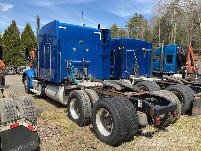 Peterbilt 567 Conventional Trucks / Tractor Trucks