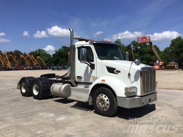 Peterbilt 567 Conventional Trucks / Tractor Trucks