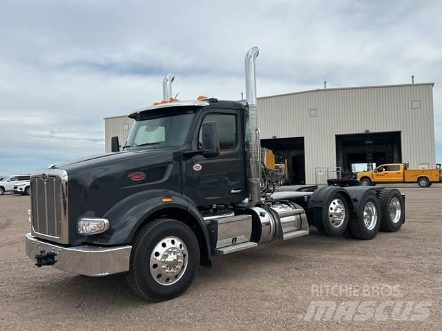 Peterbilt 567 Conventional Trucks / Tractor Trucks