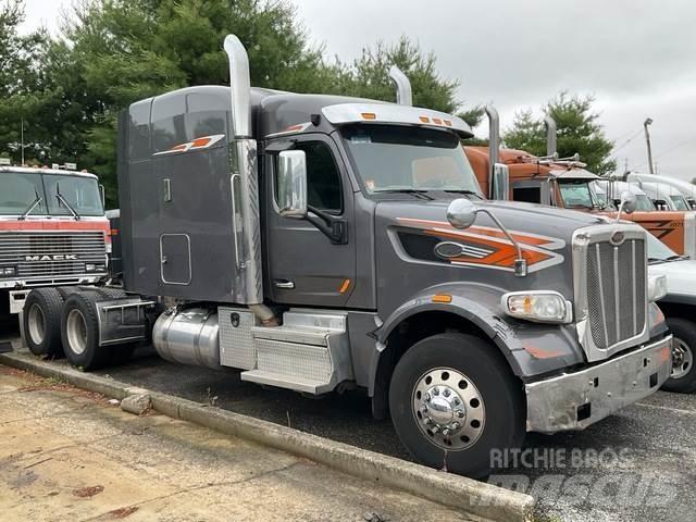 Peterbilt 567 Conventional Trucks / Tractor Trucks