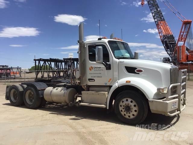 Peterbilt 567 Conventional Trucks / Tractor Trucks