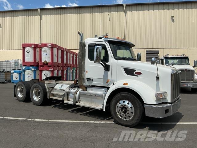 Peterbilt 567 Conventional Trucks / Tractor Trucks