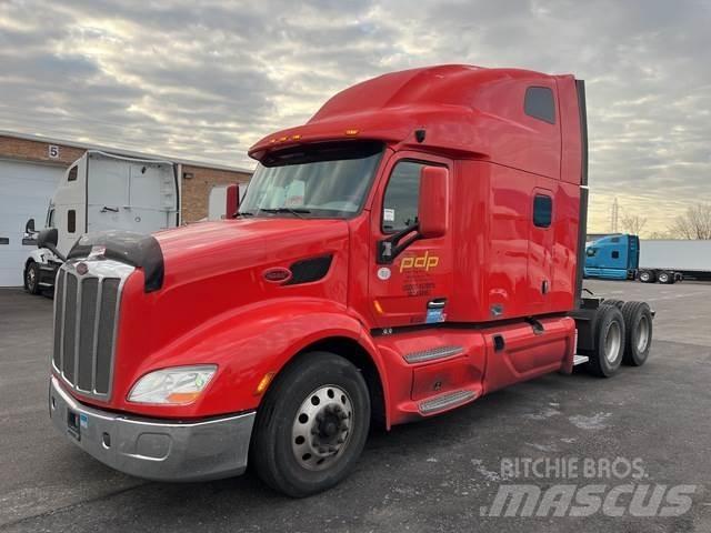 Peterbilt 579 Conventional Trucks / Tractor Trucks