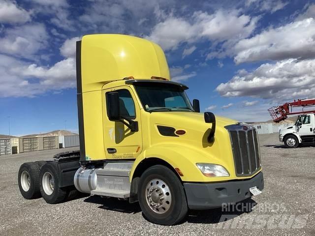 Peterbilt 579 Conventional Trucks / Tractor Trucks