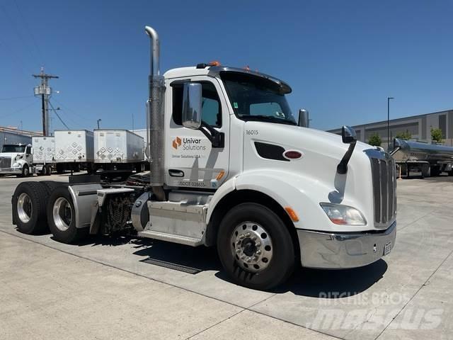 Peterbilt 579 Conventional Trucks / Tractor Trucks