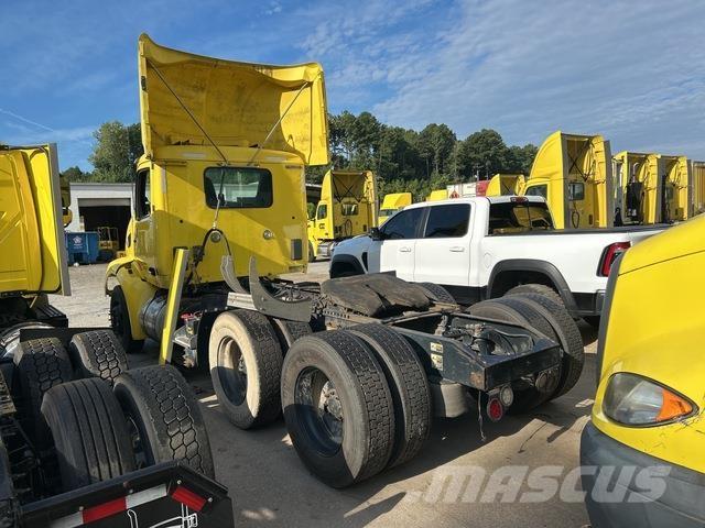 Peterbilt 579 Conventional Trucks / Tractor Trucks