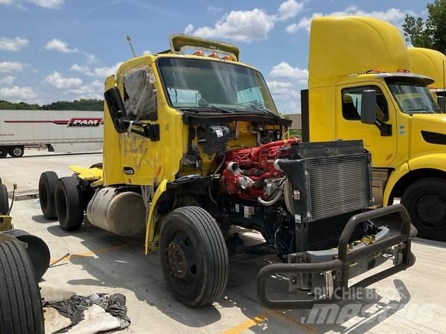 Peterbilt 579 Conventional Trucks / Tractor Trucks