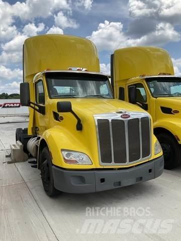 Peterbilt 579 Conventional Trucks / Tractor Trucks