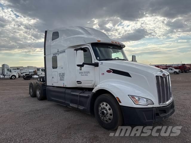 Peterbilt 579 Conventional Trucks / Tractor Trucks