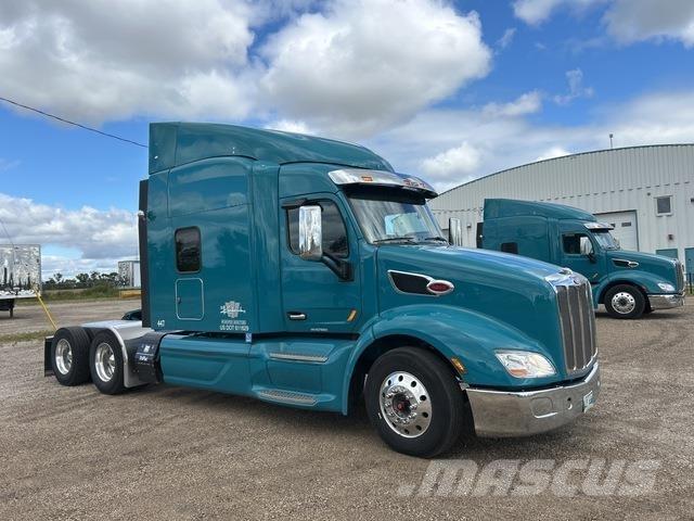 Peterbilt 579 Conventional Trucks / Tractor Trucks