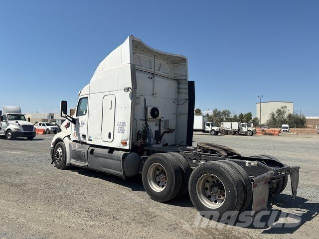Peterbilt 579 Conventional Trucks / Tractor Trucks