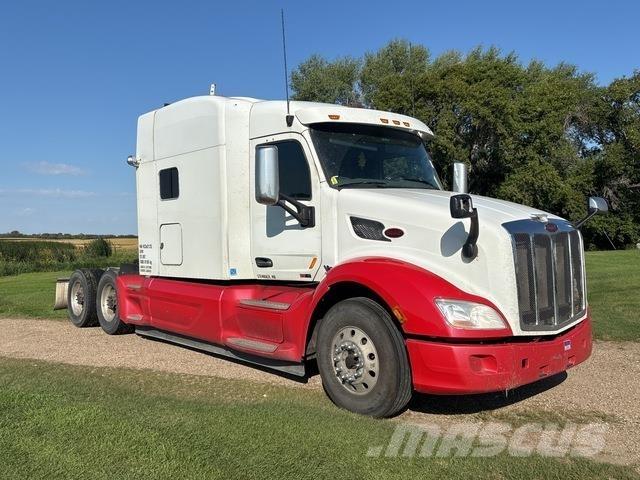 Peterbilt 579 Conventional Trucks / Tractor Trucks