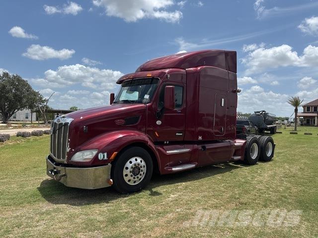 Peterbilt 579 Tractor Units