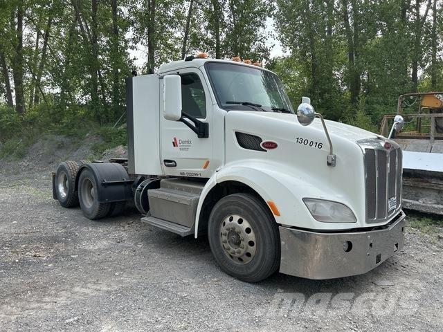 Peterbilt 579 Conventional Trucks / Tractor Trucks