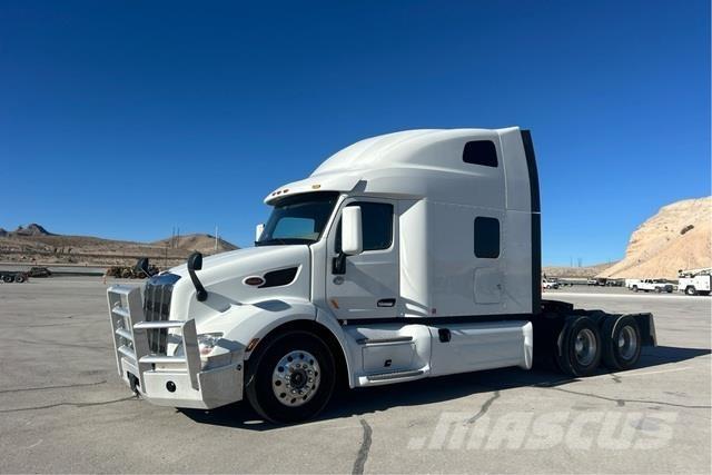 Peterbilt 579 Conventional Trucks / Tractor Trucks
