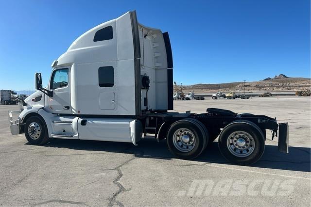 Peterbilt 579 Conventional Trucks / Tractor Trucks