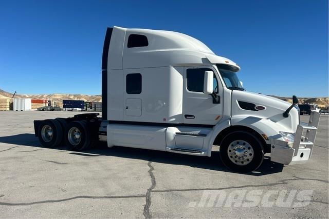 Peterbilt 579 Conventional Trucks / Tractor Trucks