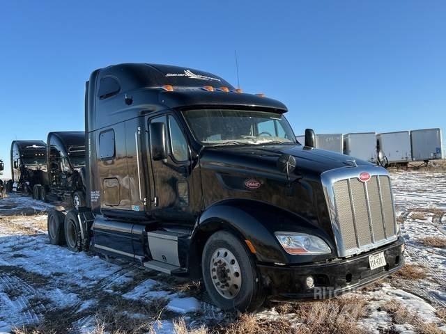 Peterbilt 587 Conventional Trucks / Tractor Trucks