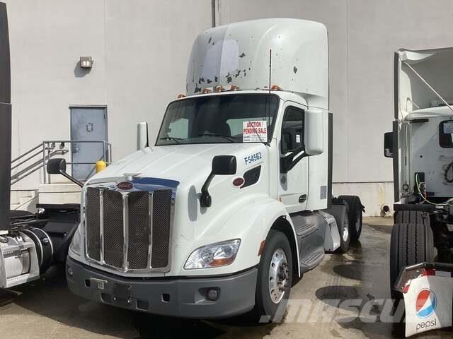 Peterbilt M579 Conventional Trucks / Tractor Trucks