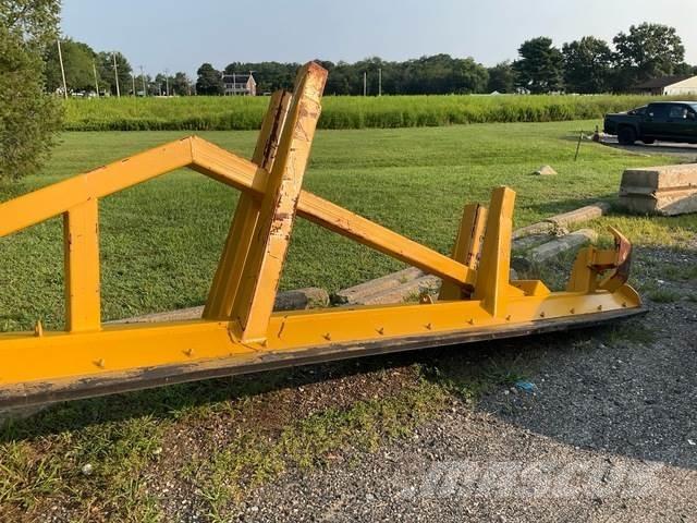  Pro-Tech LP18L Snow Blades And Plows
