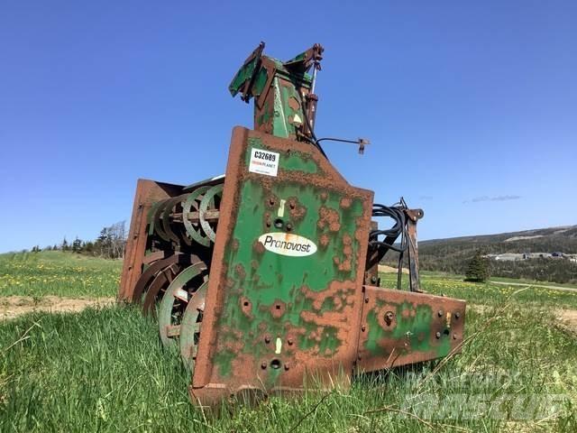  Pronovost Snow Blowers