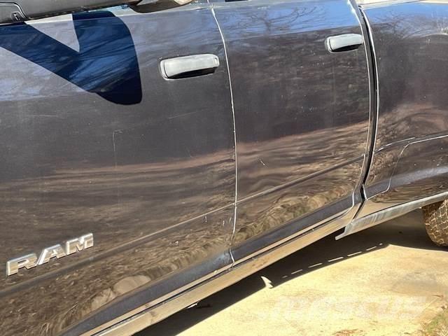 RAM 3500 Pickup Trucks
